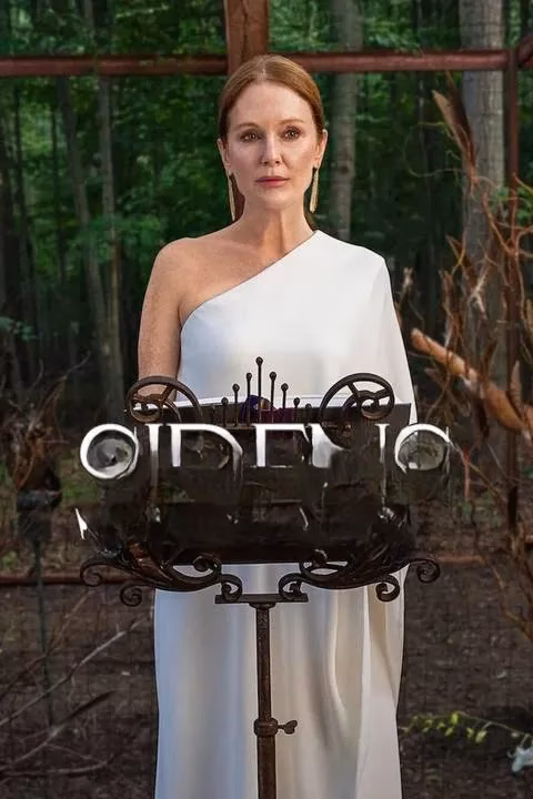 from-comedy-to-dark-drama-kevin-bacon-and-julianne-moore-s-dynamic-reunion-in-sirens-image-1