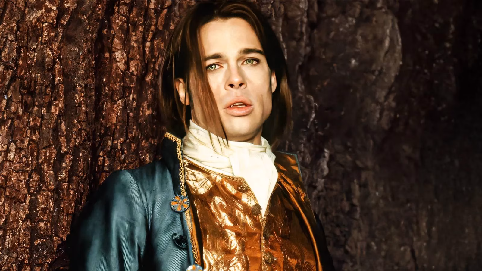 beyond-twilight-10-vampire-romances-that-actually-have-some-bite-image-0